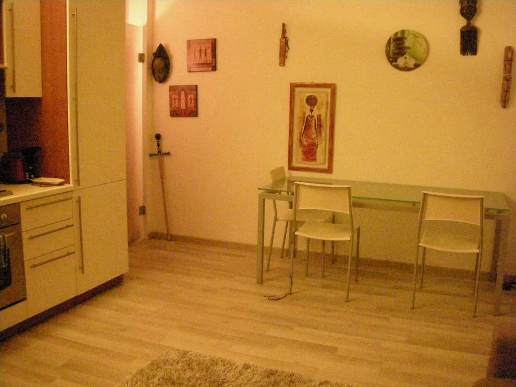 Stanza Luminosa Guest House Verona Italy
