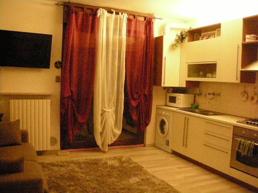 Stanza Luminosa Guest House Verona