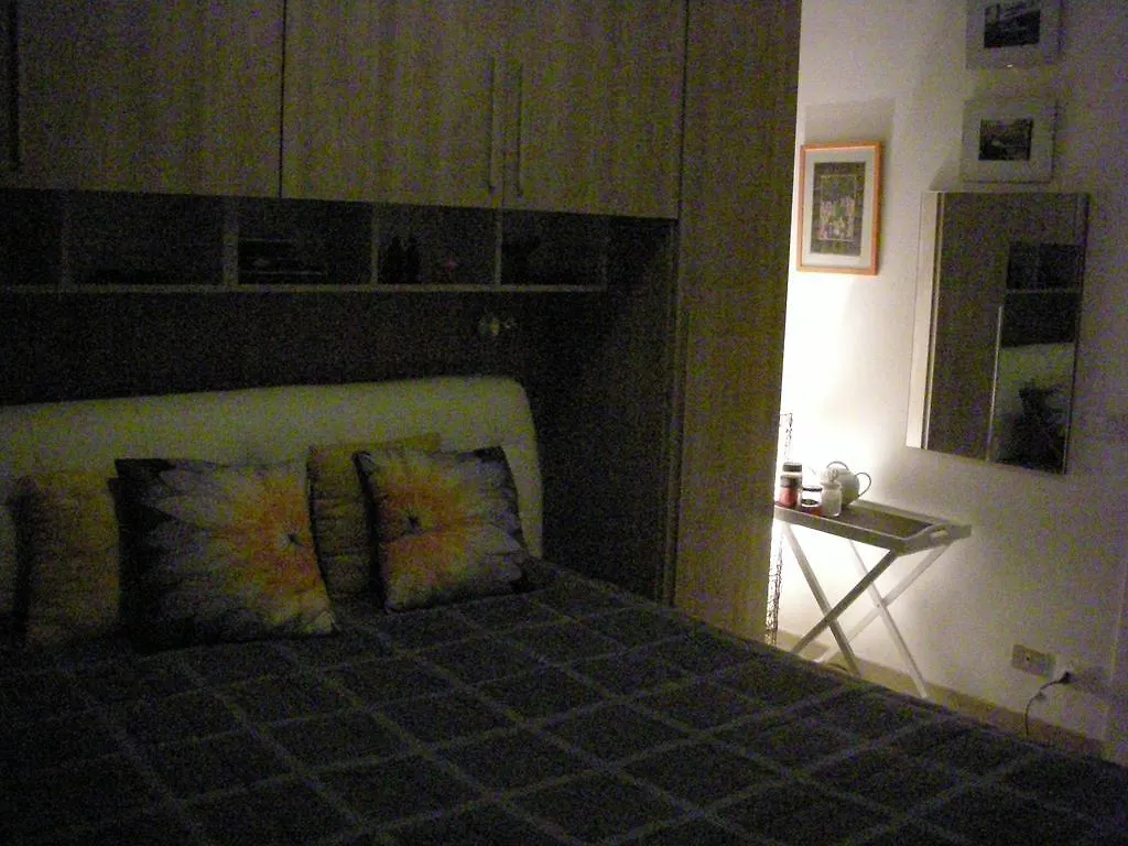 Stanza Luminosa Guest House Verona 0*,  Italy